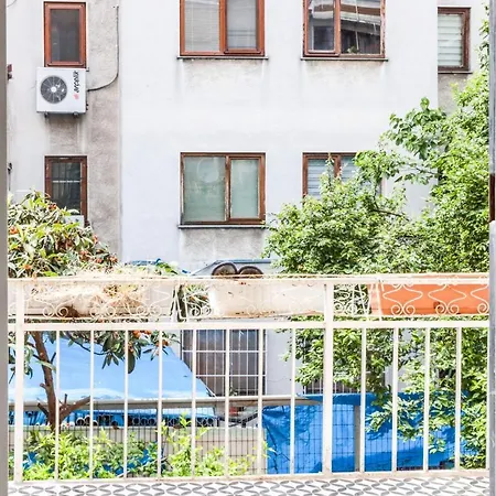 Studio Flat W Balcony Near Moda Shore In Kadikoy Apartment *